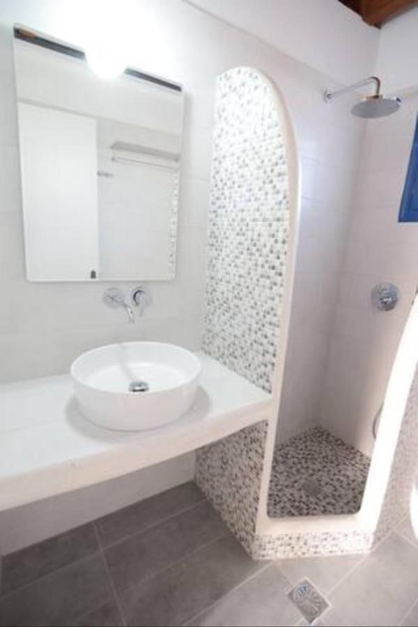Thalassitis Coastal Apartments Perivolos  Ngoại thất bức ảnh