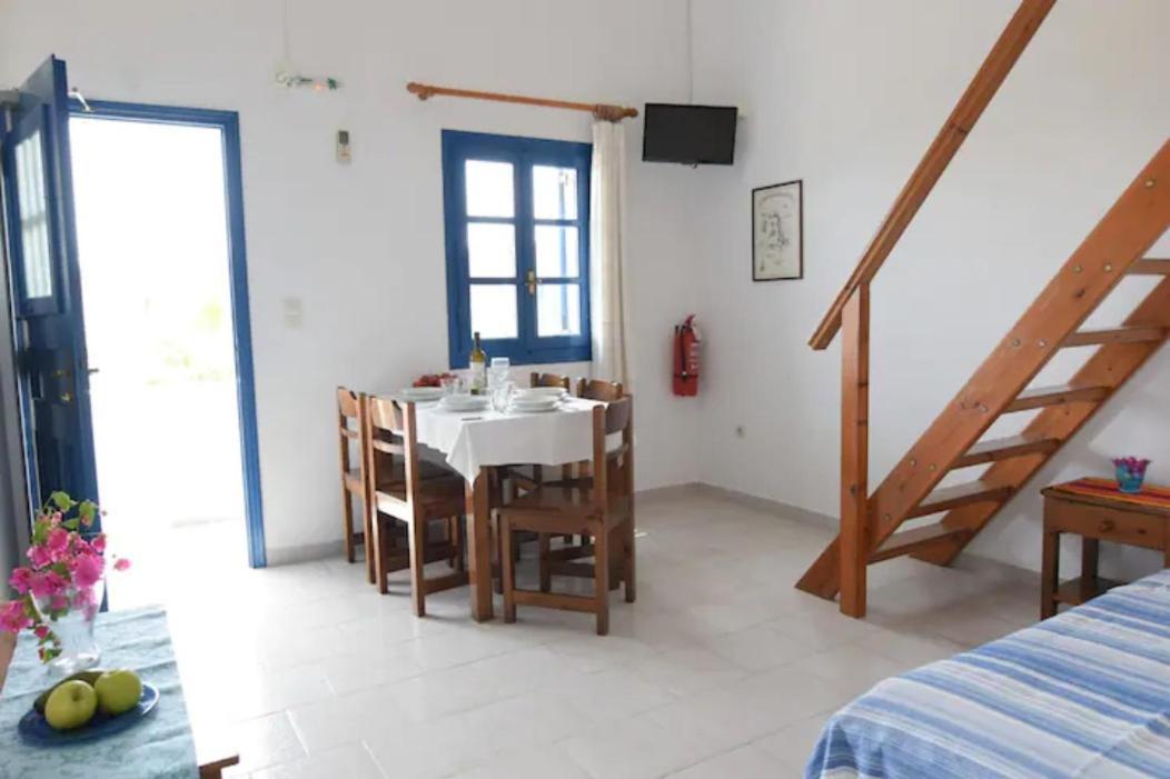 Thalassitis Coastal Apartments Perivolos  Ngoại thất bức ảnh