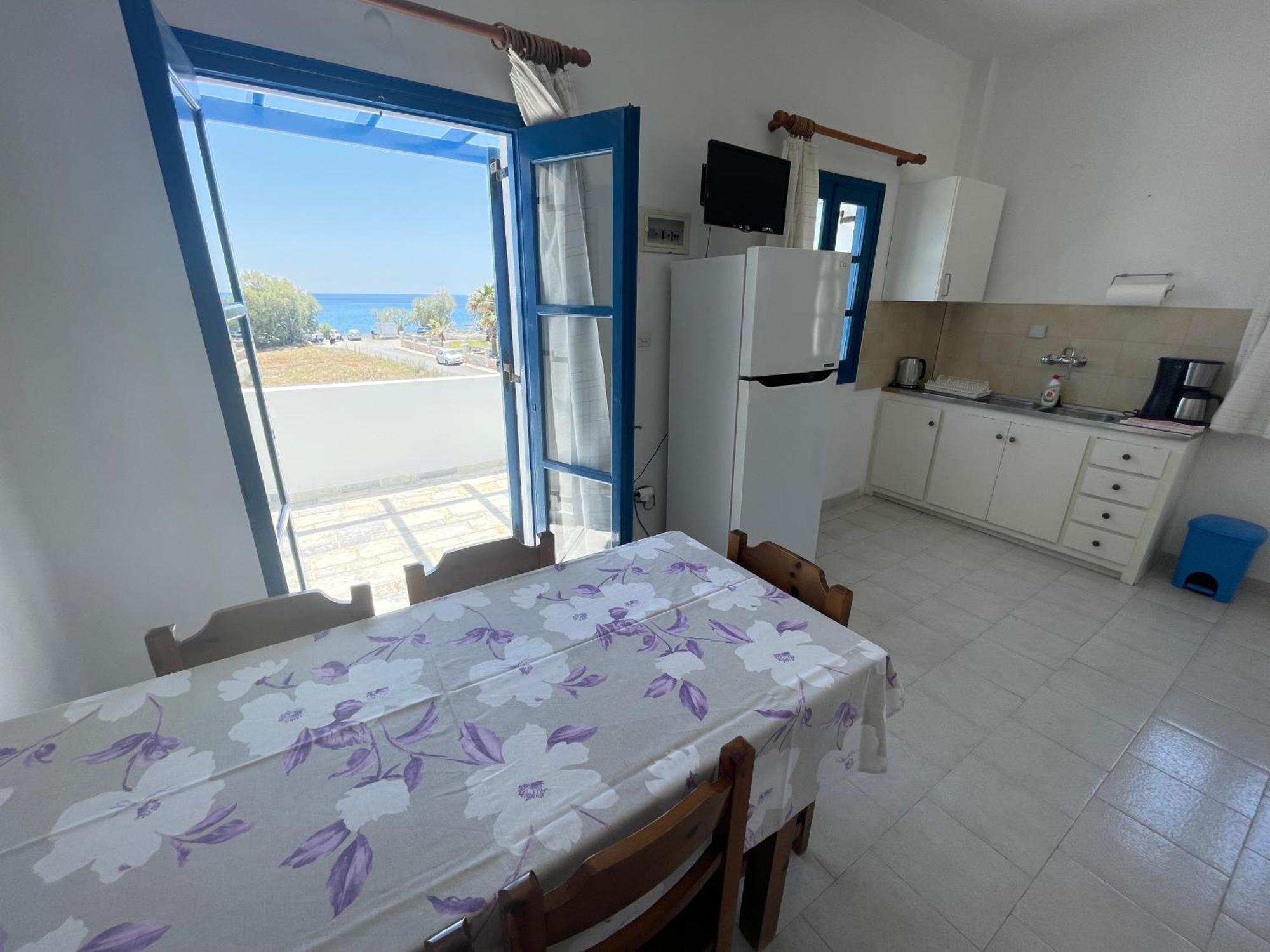 Thalassitis Coastal Apartments Perivolos  Ngoại thất bức ảnh