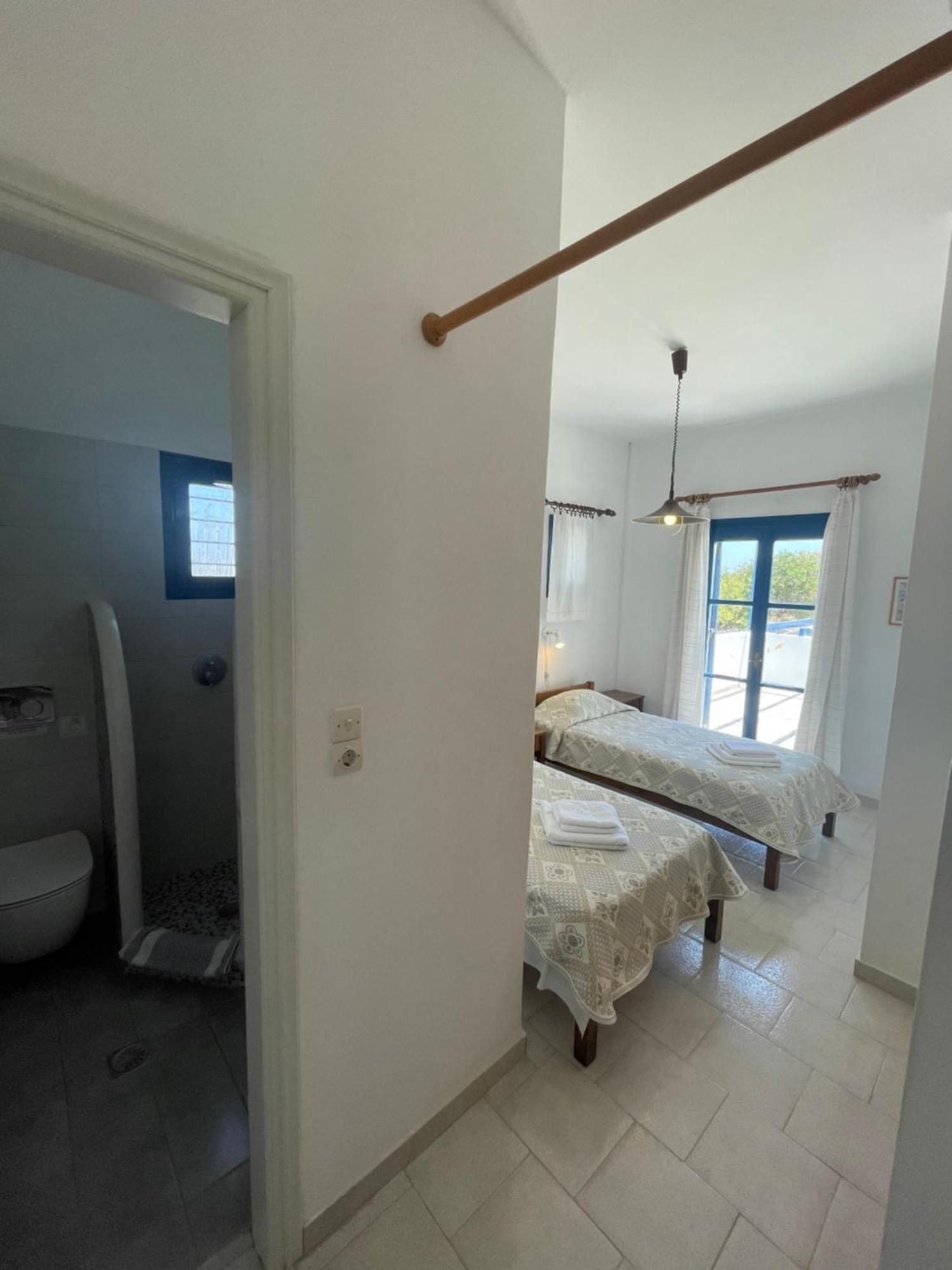 Thalassitis Coastal Apartments Perivolos  Ngoại thất bức ảnh