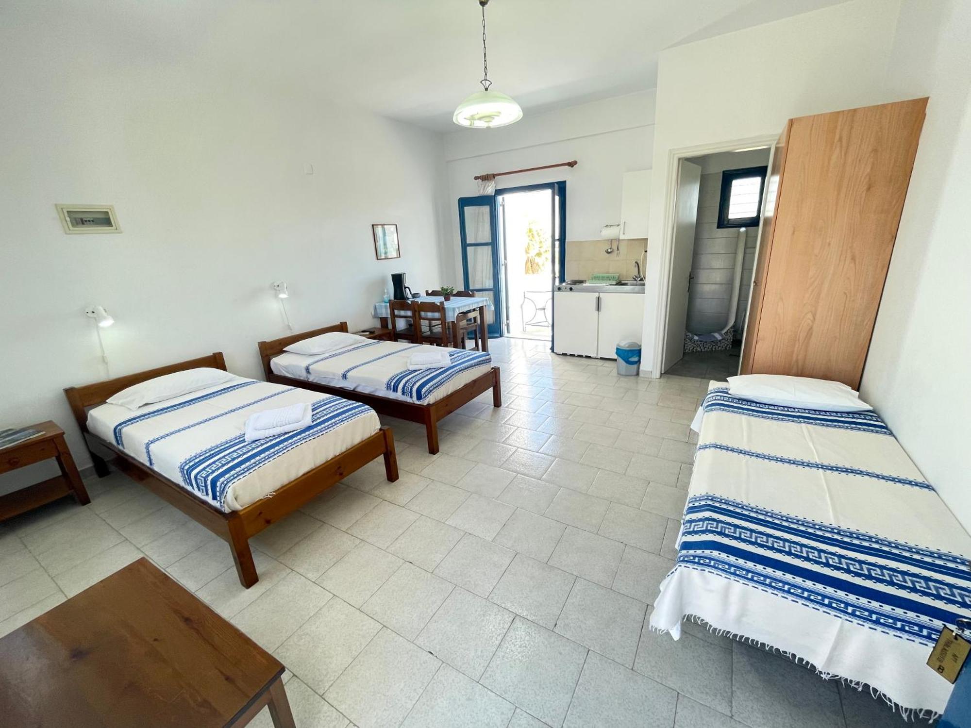 Thalassitis Coastal Apartments Perivolos  Ngoại thất bức ảnh