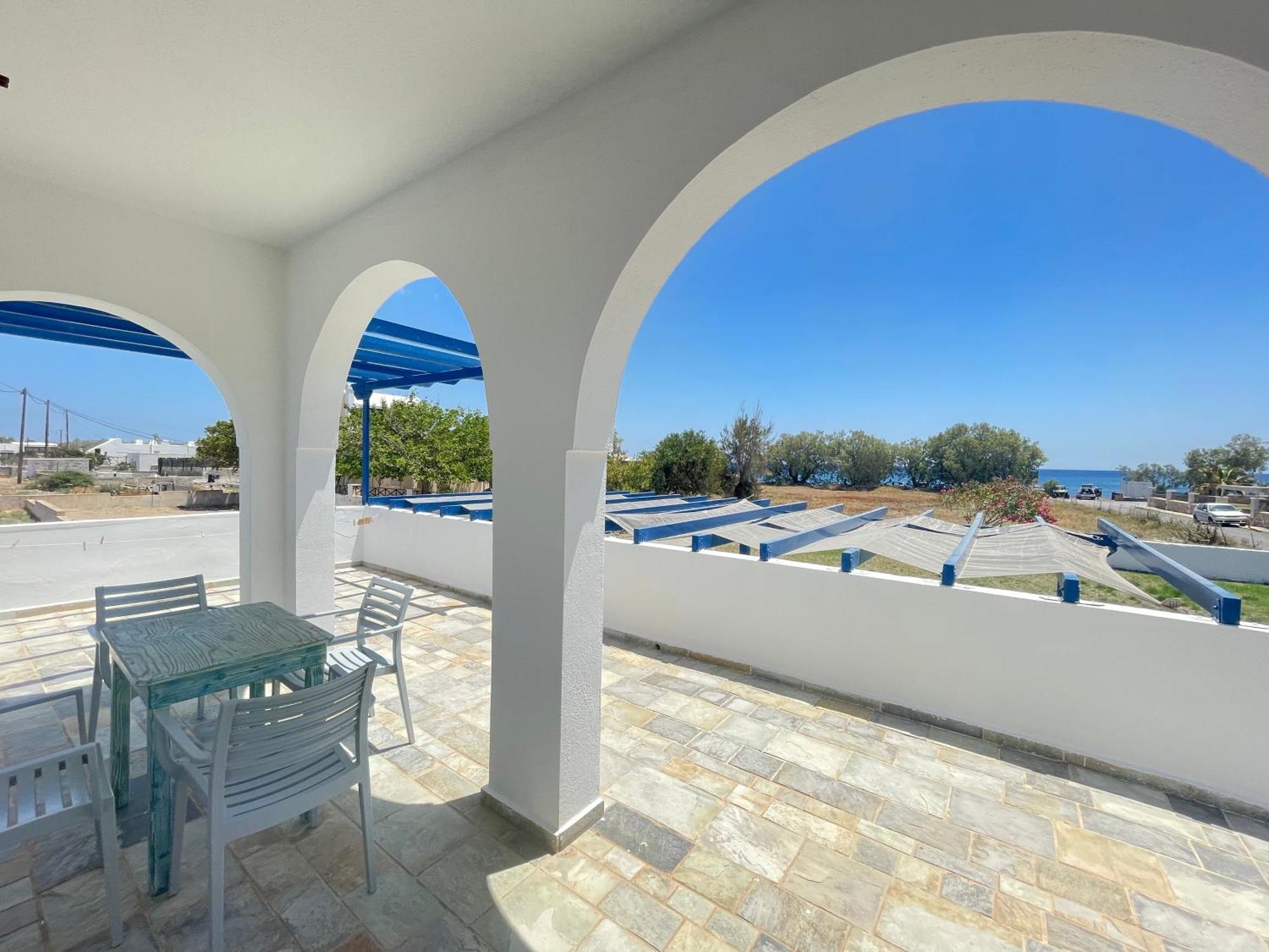 Thalassitis Coastal Apartments Perivolos  Ngoại thất bức ảnh